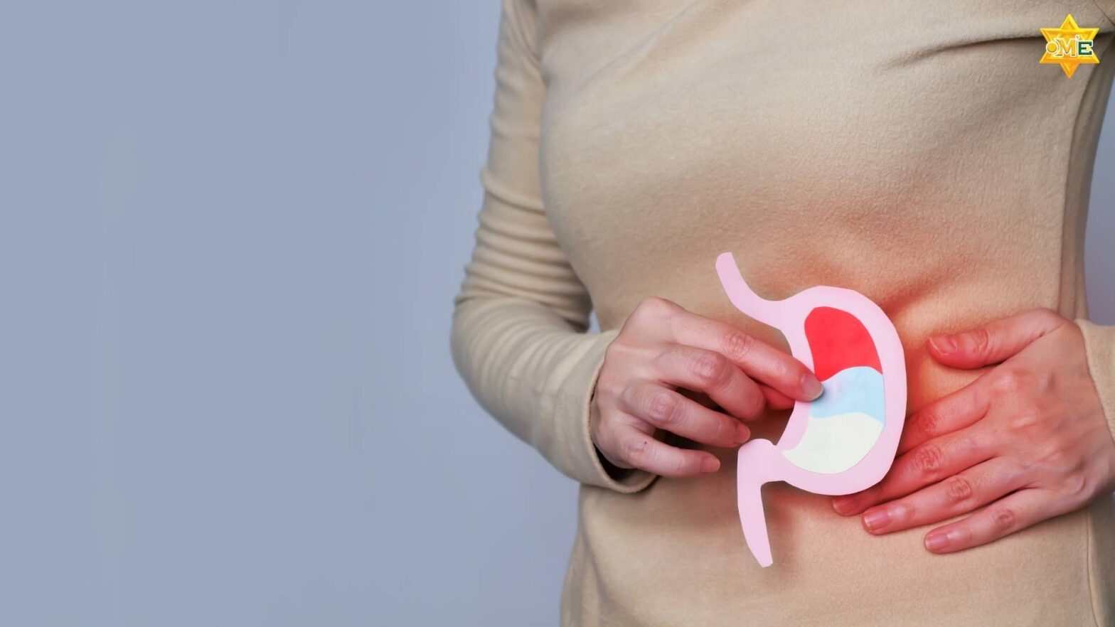 Người bị đau vùng thượng vị – dấu hiệu điển hình của đau dạ dày