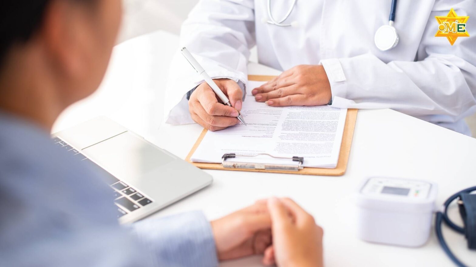 Tuyến giáp hấp thu iod để tổng hợp hormon T3 và T4