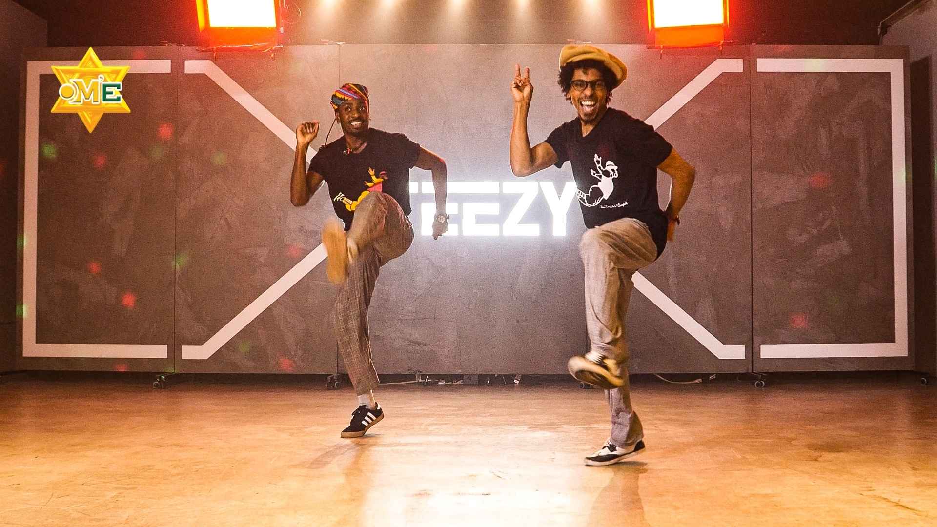 Các động tác nền tảng trong Kỹ thuật Locking cơ bản