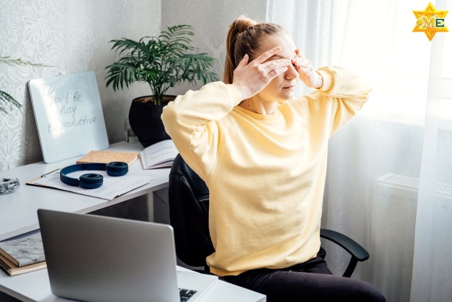 Bấm huyệt làm sáng mắt có thực sự hiệu quả không?