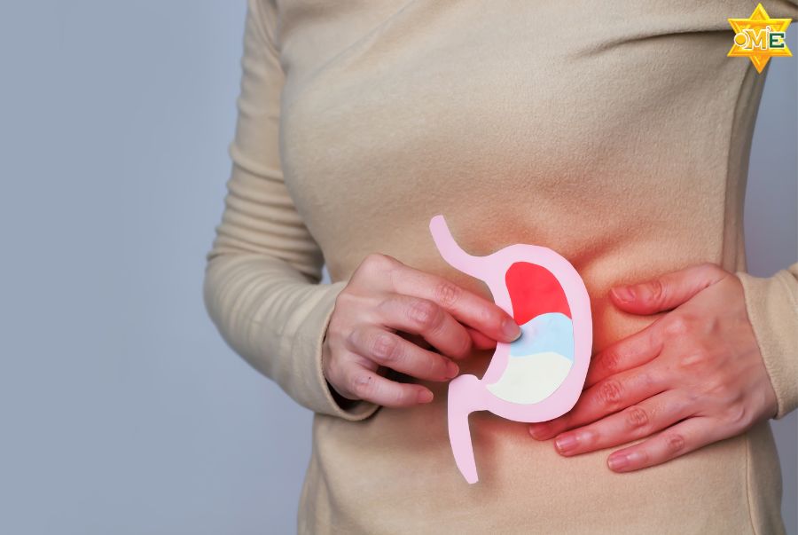 Cải thiện đau dạ dày bằng massage bấm huyệt cho người lớn và trẻ em