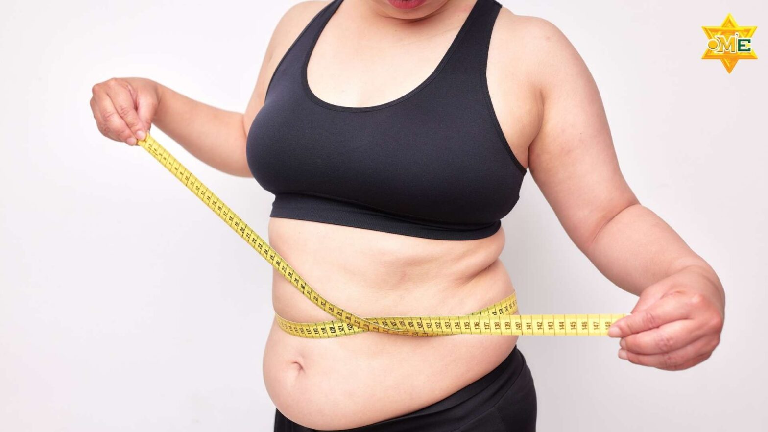 Phụ nữ tuổi 40 đối mặt với tình trạng tiền mãn kinh béo phì và nỗi lo sức khỏe