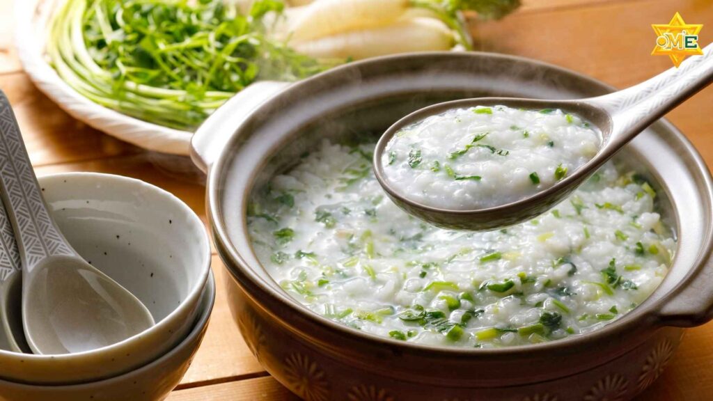 Thực đơn cho trẻ mới ốm dậy với cháo, súp, rau xanh và trái cây