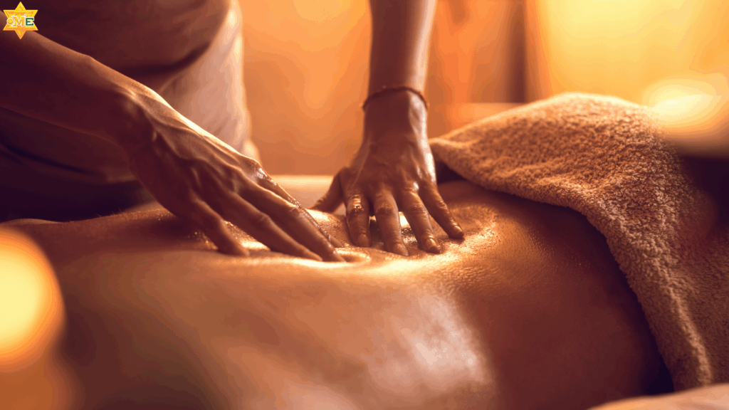 Massage thư giãn toàn thân là một liệu pháp chăm sóc sức khỏe dựa trên sự kết hợp của nhiều kỹ thuật xoa, bóp, miết, day và bấm huyệt.