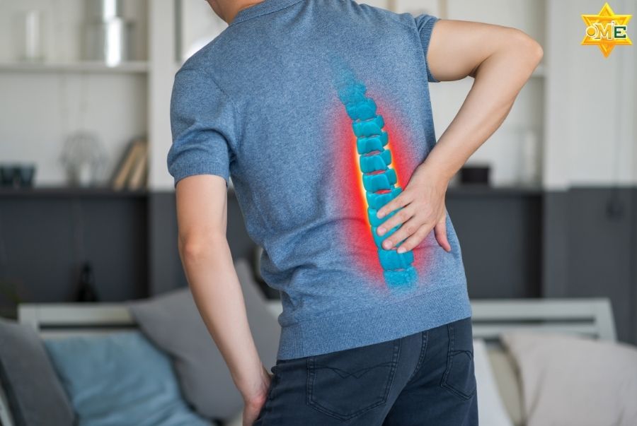 Đau thắt lưng là gì? Có nguy hiểm không?